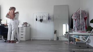 [24 of 154 Vids] Gwengwiz (gwengwiz3 aka Gwen Wiz) OnlyFans Leaks Nude Farm GIrl