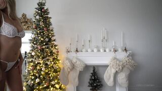 [7 of 154 Vids] Gwengwiz (gwengwiz3 aka Gwen Wiz) OnlyFans Leaks Nude Farm GIrl