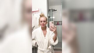 [89 of 154 Vids] Gwengwiz (gwengwiz3 aka Gwen Wiz) OnlyFans Leaks Nude Farm GIrl