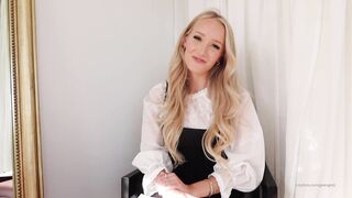 [92 of 154 Vids] Gwengwiz (gwengwiz3 aka Gwen Wiz) OnlyFans Leaks Nude Farm GIrl