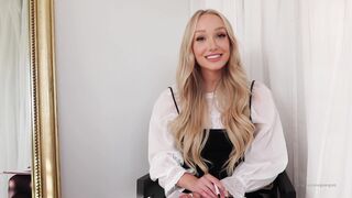 [92 of 154 Vids] Gwengwiz (gwengwiz3 aka Gwen Wiz) OnlyFans Leaks Nude Farm GIrl