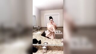 [189 of 587 Vids] Kendralust (Kendra Lust) OnlyFans Leaks Hottest MILF