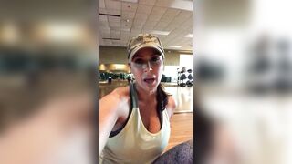 [458 of 587 Vids] Kendralust (Kendra Lust) OnlyFans Leaks Hottest MILF