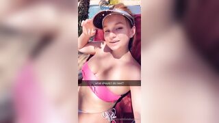 [121 of 157 Vids] Zoieburgher (Zoie Burgher aka luxezoie) OnlyFans Leaks Nude