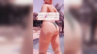 [131 of 157 Vids] Zoieburgher (Zoie Burgher aka luxezoie) OnlyFans Leaks Nude