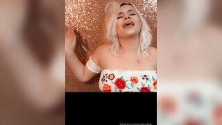 [57 of 157 Vids] Zoieburgher (Zoie Burgher aka luxezoie) OnlyFans Leaks Nude