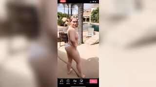 [99 of 157 Vids] Zoieburgher (Zoie Burgher aka luxezoie) OnlyFans Leaks Nude