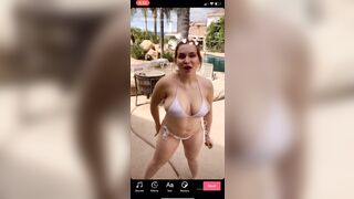 [99 of 157 Vids] Zoieburgher (Zoie Burgher aka luxezoie) OnlyFans Leaks Nude