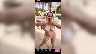 [99 of 157 Vids] Zoieburgher (Zoie Burgher aka luxezoie) OnlyFans Leaks Nude