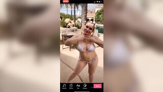 [99 of 157 Vids] Zoieburgher (Zoie Burgher aka luxezoie) OnlyFans Leaks Nude