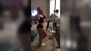 [107 of 296 Vids] Adrianamaya (Adriana Maya aka AdrianaMayaX) OnlyFans Leaks Nude Spliffs & Giggles