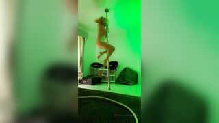 [1026 of 3935 Vids] Bree Louise (bree_louisexoxo aka breebbydance) OnlyFans Leaks Nude