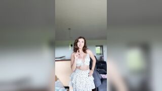 [1127 of 3935 Vids] Bree Louise (bree_louisexoxo aka breebbydance) OnlyFans Leaks Nude