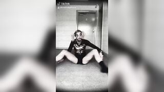 [1145 of 3935 Vids] Bree Louise (bree_louisexoxo aka breebbydance) OnlyFans Leaks Nude