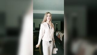 [1178 of 3935 Vids] Bree Louise (bree_louisexoxo aka breebbydance) OnlyFans Leaks Nude