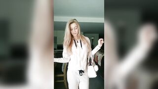 [1178 of 3935 Vids] Bree Louise (bree_louisexoxo aka breebbydance) OnlyFans Leaks Nude