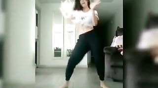 [1209 of 3935 Vids] Bree Louise (bree_louisexoxo aka breebbydance) OnlyFans Leaks Nude