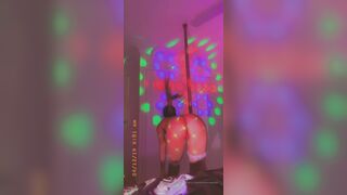 [1489 of 3935 Vids] Bree Louise (bree_louisexoxo aka breebbydance) OnlyFans Leaks Nude