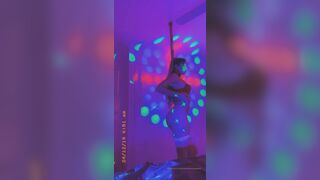 [1489 of 3935 Vids] Bree Louise (bree_louisexoxo aka breebbydance) OnlyFans Leaks Nude