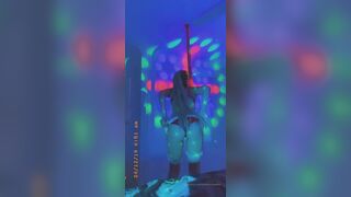 [1489 of 3935 Vids] Bree Louise (bree_louisexoxo aka breebbydance) OnlyFans Leaks Nude