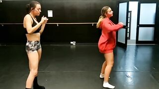 [1518 of 3935 Vids] Bree Louise (bree_louisexoxo aka breebbydance) OnlyFans Leaks Nude