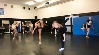 [1568 of 3935 Vids] Bree Louise (bree_louisexoxo aka breebbydance) OnlyFans Leaks Nude