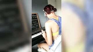 [1611 of 3935 Vids] Bree Louise (bree_louisexoxo aka breebbydance) OnlyFans Leaks Nude