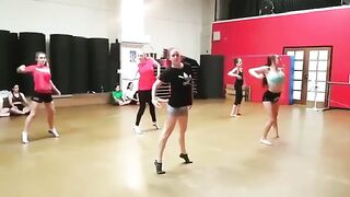 [1673 of 3935 Vids] Bree Louise (bree_louisexoxo aka breebbydance) OnlyFans Leaks Nude