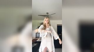 [1712 of 3935 Vids] Bree Louise (bree_louisexoxo aka breebbydance) OnlyFans Leaks Nude