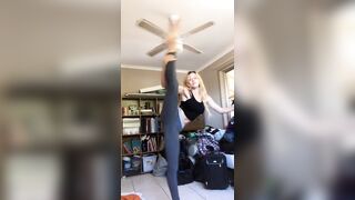 [1756 of 3935 Vids] Bree Louise (bree_louisexoxo aka breebbydance) OnlyFans Leaks Nude