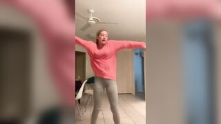 [1810 of 3935 Vids] Bree Louise (bree_louisexoxo aka breebbydance) OnlyFans Leaks Nude