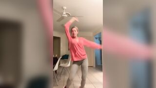 [1810 of 3935 Vids] Bree Louise (bree_louisexoxo aka breebbydance) OnlyFans Leaks Nude