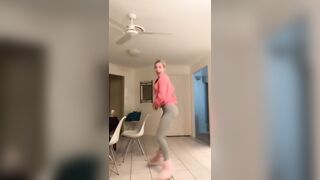 [1810 of 3935 Vids] Bree Louise (bree_louisexoxo aka breebbydance) OnlyFans Leaks Nude