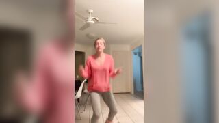 [1810 of 3935 Vids] Bree Louise (bree_louisexoxo aka breebbydance) OnlyFans Leaks Nude