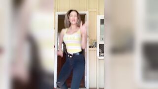 [1834 of 3935 Vids] Bree Louise (bree_louisexoxo aka breebbydance) OnlyFans Leaks Nude