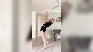 [184 of 3935 Vids] Bree Louise (bree_louisexoxo aka breebbydance) OnlyFans Leaks Nude