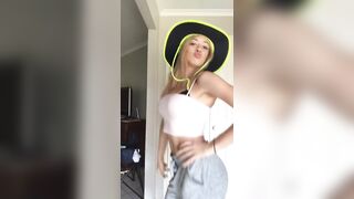 [1985 of 3935 Vids] Bree Louise (bree_louisexoxo aka breebbydance) OnlyFans Leaks Nude