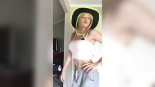 [1985 of 3935 Vids] Bree Louise (bree_louisexoxo aka breebbydance) OnlyFans Leaks Nude