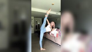 [2114 of 3935 Vids] Bree Louise (bree_louisexoxo aka breebbydance) OnlyFans Leaks Nude