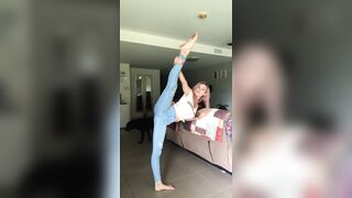 [2114 of 3935 Vids] Bree Louise (bree_louisexoxo aka breebbydance) OnlyFans Leaks Nude