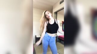 [2117 of 3935 Vids] Bree Louise (bree_louisexoxo aka breebbydance) OnlyFans Leaks Nude