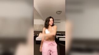 [2378 of 3935 Vids] Bree Louise (bree_louisexoxo aka breebbydance) OnlyFans Leaks Nude