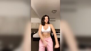 [2378 of 3935 Vids] Bree Louise (bree_louisexoxo aka breebbydance) OnlyFans Leaks Nude