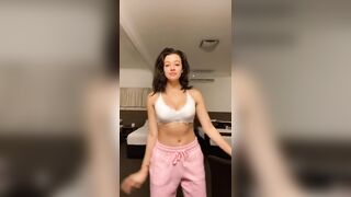 [2378 of 3935 Vids] Bree Louise (bree_louisexoxo aka breebbydance) OnlyFans Leaks Nude