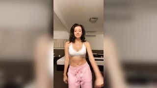 [2378 of 3935 Vids] Bree Louise (bree_louisexoxo aka breebbydance) OnlyFans Leaks Nude