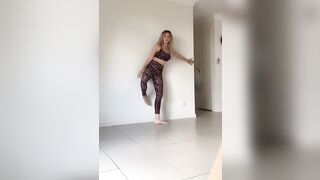 [2379 of 3935 Vids] Bree Louise (bree_louisexoxo aka breebbydance) OnlyFans Leaks Nude