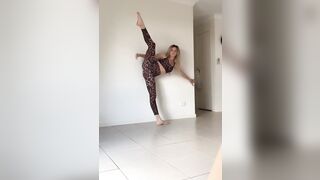 [2379 of 3935 Vids] Bree Louise (bree_louisexoxo aka breebbydance) OnlyFans Leaks Nude