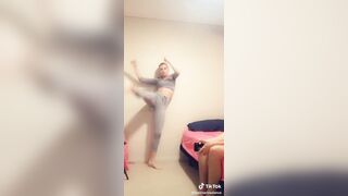 [2551 of 3935 Vids] Bree Louise (bree_louisexoxo aka breebbydance) OnlyFans Leaks Nude