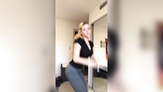 [2572 of 3935 Vids] Bree Louise (bree_louisexoxo aka breebbydance) OnlyFans Leaks Nude