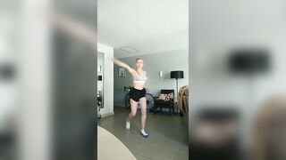 [259 of 3935 Vids] Bree Louise (bree_louisexoxo aka breebbydance) OnlyFans Leaks Nude